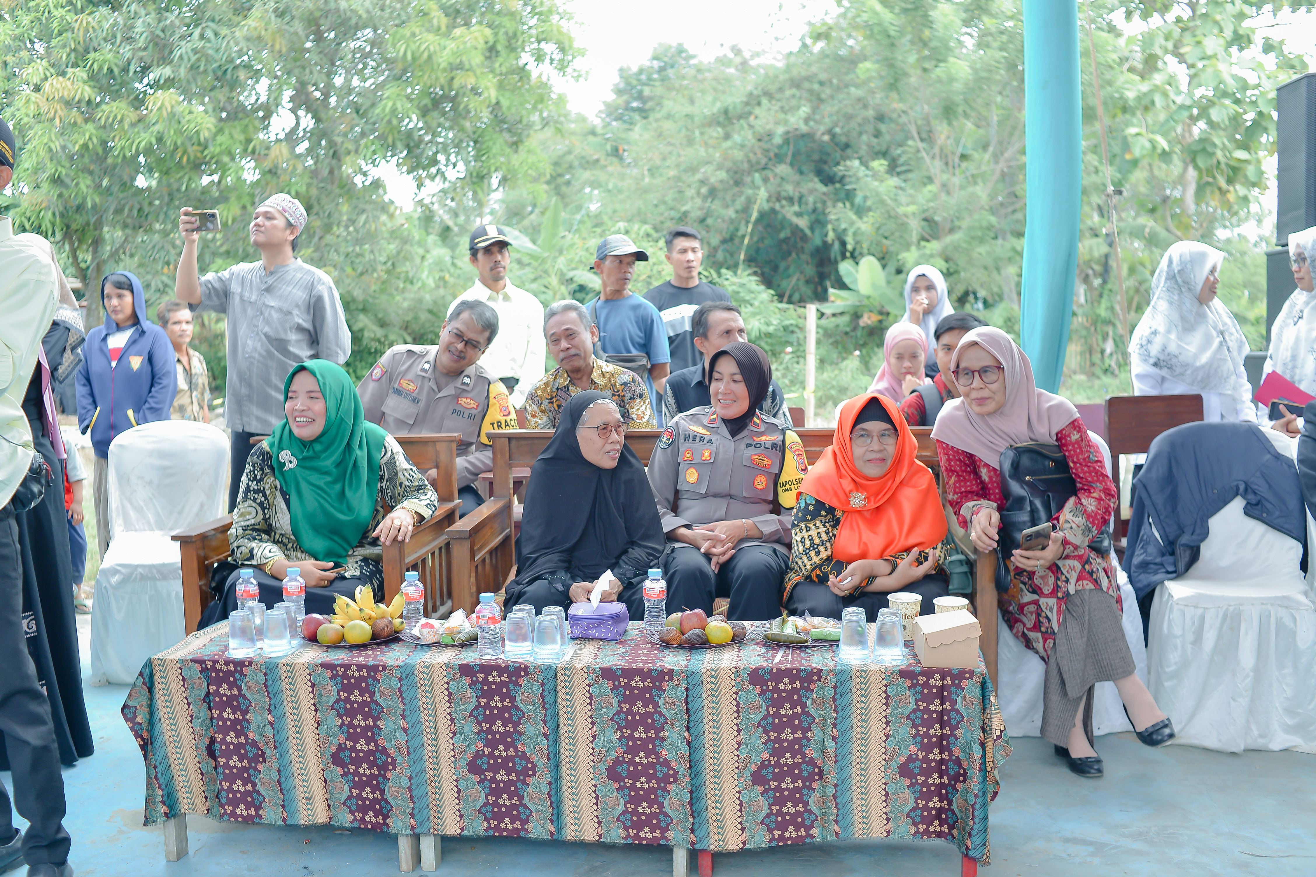 Kegiatan Wisuda 11