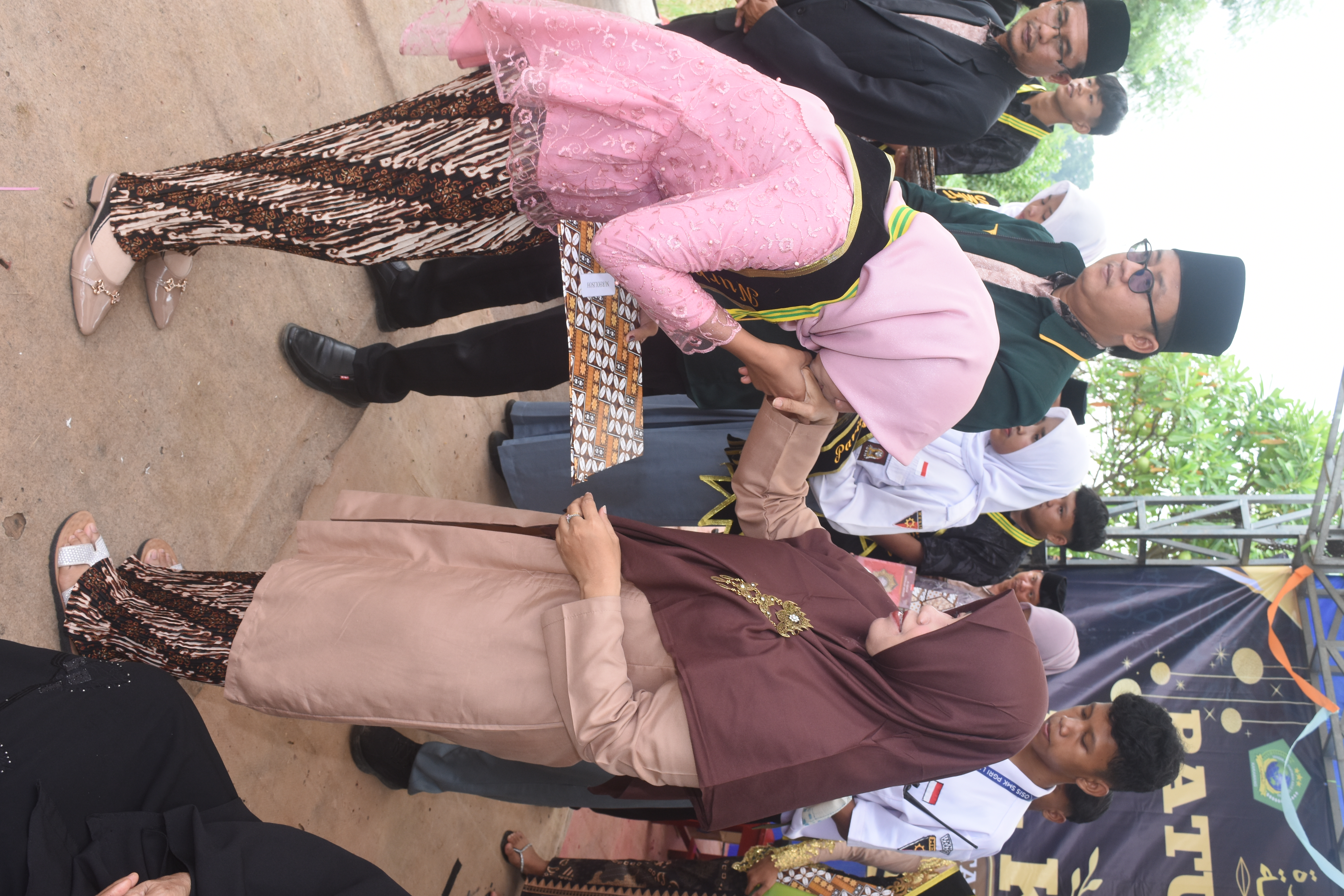 Kegiatan Wisuda 17
