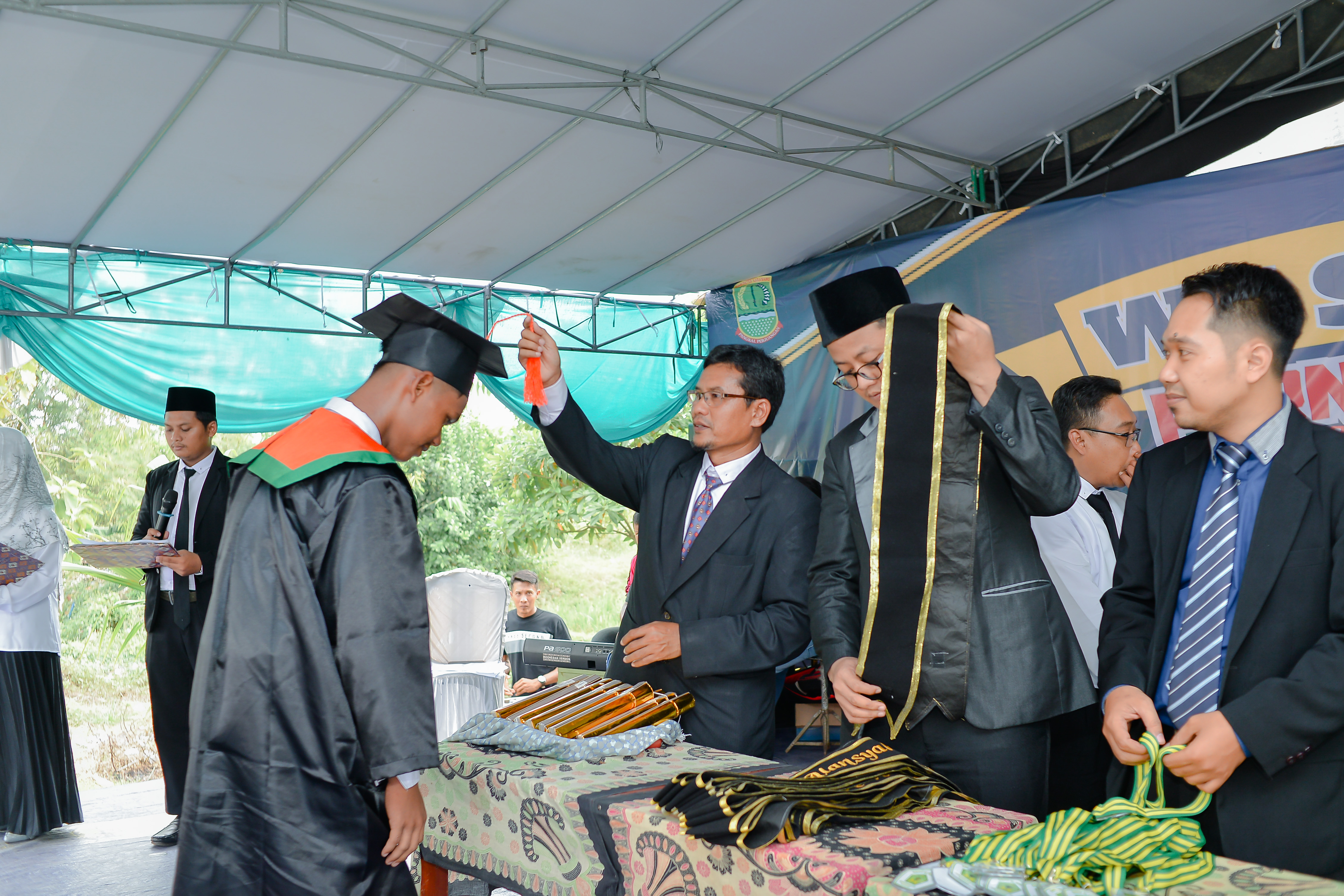 Kegiatan Wisuda 8
